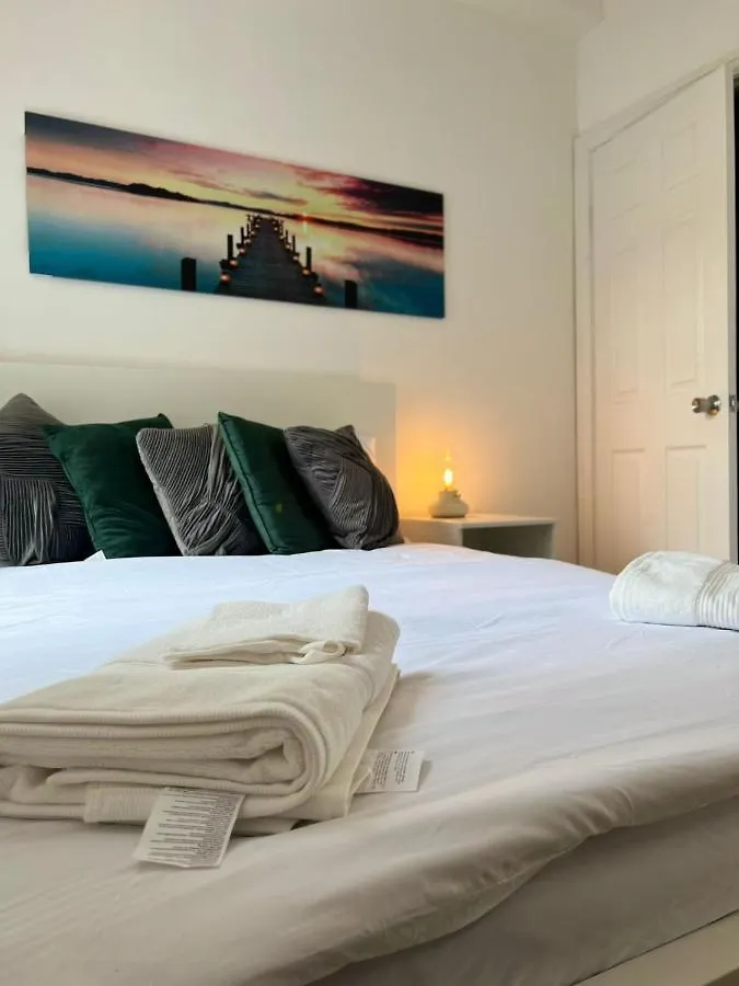Hotel 93 West Road London