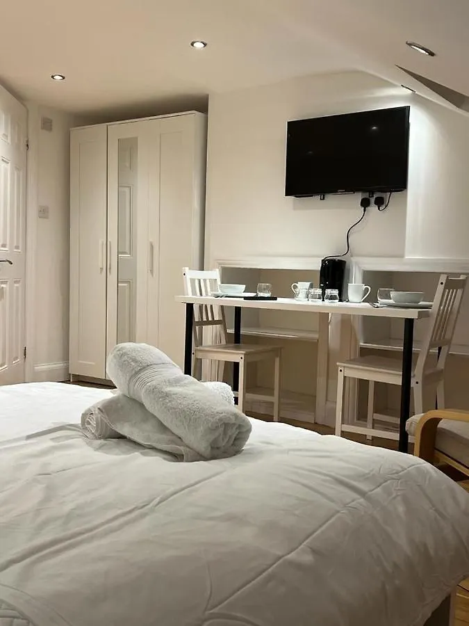 Hotel 93 West Road London Großbritannien